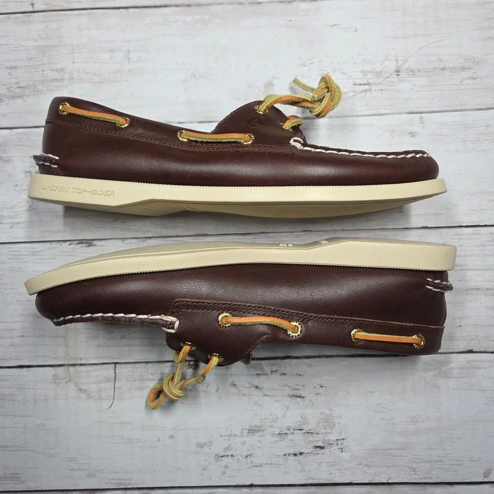 Sperry authentic boat